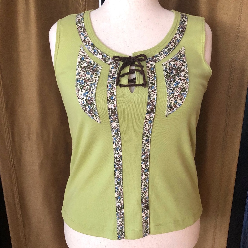 Diagonal Lime Green Floral Trim 100%Cotton Sleeveless